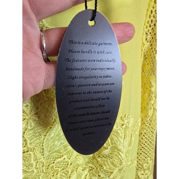 Bariano yellow dress with lace and embroidery new with tags women's size medium - Picture 8 of 10